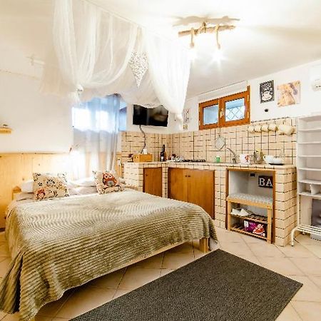 Tabor 1 Garden & Parking Apartment Naples Exterior photo